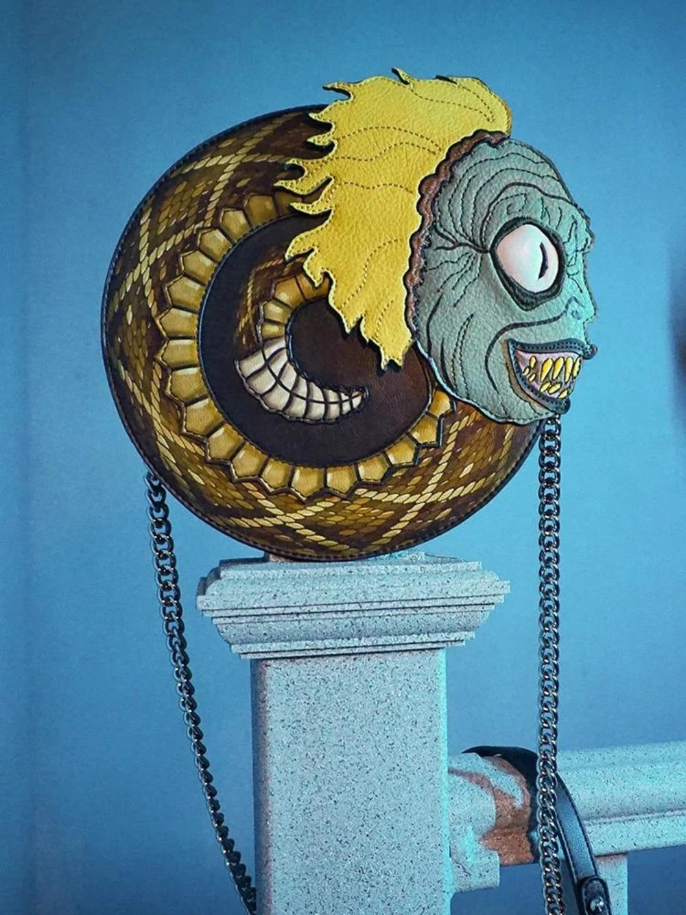 La Femme en Noir Beetlesnake Purse
